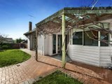 https://images.listonce.com.au/custom/160x/listings/1-gilbert-street-mont-albert-vic-3127/824/01684824_img_09.jpg?IyAJwFSAdhg