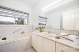 https://images.listonce.com.au/custom/160x/listings/1-grasmere-avenue-doncaster-east-vic-3109/651/01809651_img_12.jpg?2FeM678bppw