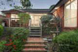 https://images.listonce.com.au/custom/160x/listings/1-greenwood-street-briar-hill-vic-3088/803/01649803_img_15.jpg?8DEFKA4PypU