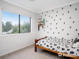 https://images.listonce.com.au/custom/160x/listings/1-guest-house-close-seville-vic-3139/933/01524933_img_13.jpg?P_gn7ib4UEU