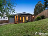 https://images.listonce.com.au/custom/160x/listings/1-guest-house-close-seville-vic-3139/933/01524933_img_20.jpg?GWyXPdvtzqU