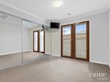 https://images.listonce.com.au/custom/160x/listings/1-gumdale-place-sebastopol-vic-3356/663/01576663_img_07.jpg?_Mktpz7Dl30