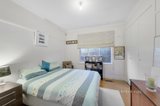 https://images.listonce.com.au/custom/160x/listings/1-gwenda-street-box-hill-south-vic-3128/021/01081021_img_07.jpg?FDeHPD_dJ-A