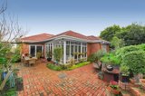 https://images.listonce.com.au/custom/160x/listings/1-gwenda-street-box-hill-south-vic-3128/021/01081021_img_08.jpg?oP9zOBDwGOY