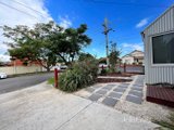 https://images.listonce.com.au/custom/160x/listings/1-hamilton-street-brunswick-west-vic-3055/360/01983360_img_07.jpg?LehcS0oWdjw