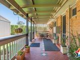 https://images.listonce.com.au/custom/160x/listings/1-helen-close-yarra-glen-vic-3775/424/01526424_img_19.jpg?7WcAV2wH0vw