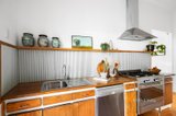https://images.listonce.com.au/custom/160x/listings/1-henderson-street-northcote-vic-3070/279/01244279_img_08.jpg?IBQCxdor5HY
