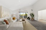 https://images.listonce.com.au/custom/160x/listings/1-highland-court-eltham-north-vic-3095/836/00784836_img_09.jpg?ST_GFjEgrbo