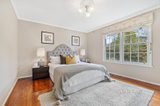 https://images.listonce.com.au/custom/160x/listings/1-hilda-court-mount-waverley-vic-3149/013/01568013_img_07.jpg?QbE-fmYW4dQ