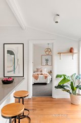 https://images.listonce.com.au/custom/160x/listings/1-hobson-street-sandringham-vic-3191/889/01734889_img_15.jpg?lSK4Dt4h48U