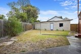 https://images.listonce.com.au/custom/160x/listings/1-illinois-avenue-corio-vic-3214/900/01698900_img_05.jpg?zeRw0G8gFGw