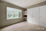 https://images.listonce.com.au/custom/160x/listings/1-inez-avenue-eltham-vic-3095/154/01906154_img_05.jpg?S0N8LcJ67VQ