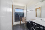https://images.listonce.com.au/custom/160x/listings/1-inkerman-street-newington-vic-3350/003/01863003_img_09.jpg?d9Qcq_6mb3s