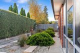 https://images.listonce.com.au/custom/160x/listings/1-insignia-boulevard-alfredton-vic-3350/319/01781319_img_24.jpg?QDhoZFbaJro