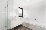 https://images.listonce.com.au/custom/160x/listings/1-irene-court-doncaster-vic-3108/889/01847889_img_08.jpg?1RwY6qo8Sgs