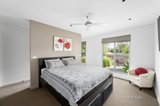 https://images.listonce.com.au/custom/160x/listings/1-james-deane-place-newport-vic-3015/864/01324864_img_08.jpg?D-1Z2Nn5jVA