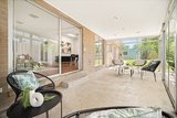 https://images.listonce.com.au/custom/160x/listings/1-jedda-court-cheltenham-vic-3192/507/01910507_img_07.jpg?wAhV8SvN-cM