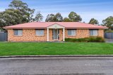 https://images.listonce.com.au/custom/160x/listings/1-jemacra-place-mount-clear-vic-3350/925/01280925_img_01.jpg?D0Fo1tEU7_o