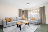 https://images.listonce.com.au/custom/160x/listings/1-jemacra-place-mount-clear-vic-3350/925/01280925_img_06.jpg?ag8jwHXV2k4