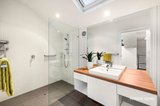 https://images.listonce.com.au/custom/160x/listings/1-jessamine-avenue-prahran-vic-3181/192/01177192_img_06.jpg?5OTFTOF2LV8