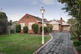 https://images.listonce.com.au/custom/160x/listings/1-karnak-road-ashburton-vic-3147/665/01404665_img_01.jpg?rP9zFBuz4CQ