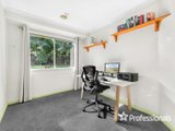 https://images.listonce.com.au/custom/160x/listings/1-kingsburgh-lane-lilydale-vic-3140/858/01525858_img_15.jpg?6IE5Mp03wsI