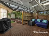 https://images.listonce.com.au/custom/160x/listings/1-kingsburgh-lane-lilydale-vic-3140/858/01525858_img_18.jpg?bO0-6Iz9b_Y