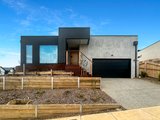 https://images.listonce.com.au/custom/160x/listings/1-koop-close-highton-vic-3216/943/01603943_img_02.jpg?gsTKKezzNqw