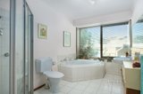 https://images.listonce.com.au/custom/160x/listings/1-kurdian-court-yallambie-vic-3085/947/01056947_img_08.jpg?plDtbqEOrGc