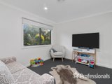 https://images.listonce.com.au/custom/160x/listings/1-laird-street-croydon-vic-3136/772/01525772_img_15.jpg?AUyUcMMvRpg