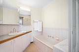 https://images.listonce.com.au/custom/160x/listings/1-lauderdale-avenue-alfredton-vic-3350/867/00988867_img_07.jpg?ftiv8LRJMiE