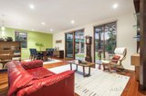 https://images.listonce.com.au/custom/160x/listings/1-linaker-drive-macleod-vic-3085/952/00558952_img_03.jpg?RudGvIdN-E8