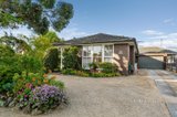 https://images.listonce.com.au/custom/160x/listings/1-lindisfarne-drive-burwood-east-vic-3151/118/01601118_img_08.jpg?-sFOkJrjzTU