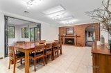 https://images.listonce.com.au/custom/160x/listings/1-lomic-court-templestowe-vic-3106/468/01574468_img_06.jpg?eFE3DTXzowA