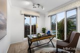 https://images.listonce.com.au/custom/160x/listings/1-maiden-court-burwood-vic-3125/104/01765104_img_11.jpg?-kwqs62inWk