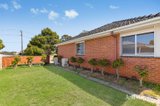 https://images.listonce.com.au/custom/160x/listings/1-marna-court-noble-park-vic-3174/151/01865151_img_12.jpg?jhdyzcUmIrk