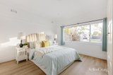 https://images.listonce.com.au/custom/160x/listings/1-mcdowall-street-mitcham-vic-3132/462/01767462_img_08.jpg?1Qr5hUc4qGY