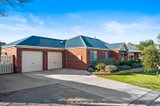 https://images.listonce.com.au/custom/160x/listings/1-menzies-close-lara-vic-3212/479/00927479_img_02.jpg?MGyq798b6vU