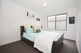 https://images.listonce.com.au/custom/160x/listings/1-merrick-avenue-nerrina-vic-3350/024/01576024_img_12.jpg?_elTitqC108