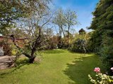 https://images.listonce.com.au/custom/160x/listings/1-merton-street-camberwell-vic-3124/485/00829485_img_04.jpg?XmKDLhIj128