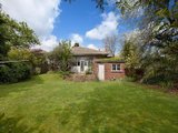 https://images.listonce.com.au/custom/160x/listings/1-merton-street-camberwell-vic-3124/485/00829485_img_05.jpg?nU8WE5DrYI8