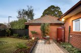 https://images.listonce.com.au/custom/160x/listings/1-meryton-lane-ivanhoe-vic-3079/478/01405478_img_20.jpg?huRcVivWk2E