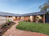 https://images.listonce.com.au/custom/160x/listings/1-miramar-court-donvale-vic-3111/590/01681590_img_15.jpg?jonY4hSW9MY