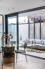 https://images.listonce.com.au/custom/160x/listings/1-montgomery-street-richmond-vic-3121/999/01738999_img_15.jpg?4XutOmfIVKs