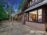 https://images.listonce.com.au/custom/160x/listings/1-montrose-road-montrose-vic-3765/782/01525782_img_05.jpg?sGaYosX2I6Y