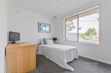 https://images.listonce.com.au/custom/160x/listings/1-muir-court-chelsea-heights-vic-3196/835/01548835_img_13.jpg?Q56qZxMrJhg