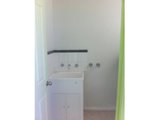 https://images.listonce.com.au/custom/160x/listings/1-murphy-street-castlemaine-vic-3450/286/00616286_img_07.jpg?iQ4fmfAjRIA