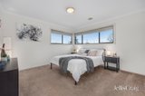 https://images.listonce.com.au/custom/160x/listings/1-nader-close-redan-vic-3350/423/01935423_img_09.jpg?7xFo0c2X9oI