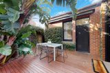 https://images.listonce.com.au/custom/160x/listings/1-newton-parade-moonee-ponds-vic-3039/161/01107161_img_11.jpg?-81vhM9bUQI