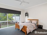 https://images.listonce.com.au/custom/160x/listings/1-nicholas-road-wandin-north-vic-3139/931/01524931_img_10.jpg?QdivoxNwuSo